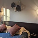 Bed & Breakfast L'authentique 2*