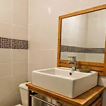 Bed & Breakfast L'authentique 2*