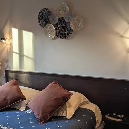 Bed & Breakfast L'authentique 2*