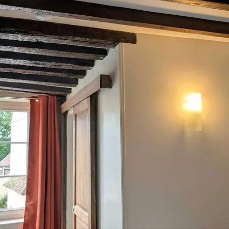 L'authentique فندق مبيت وإفطار 2*